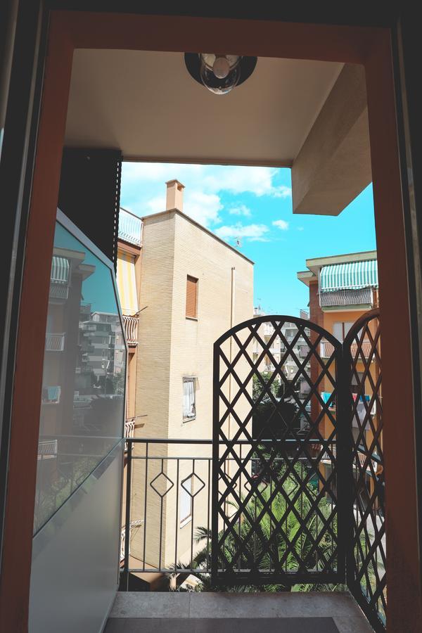 Il Viaggiatore Via Rimini Serapo ガエータ エクステリア 写真